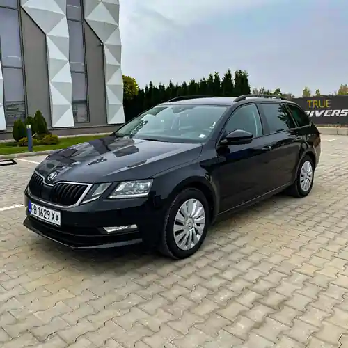 Sedan / Estate 4+1 used for Sofia Airport transfers